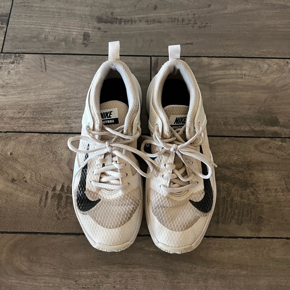 Nike volleyball shoes